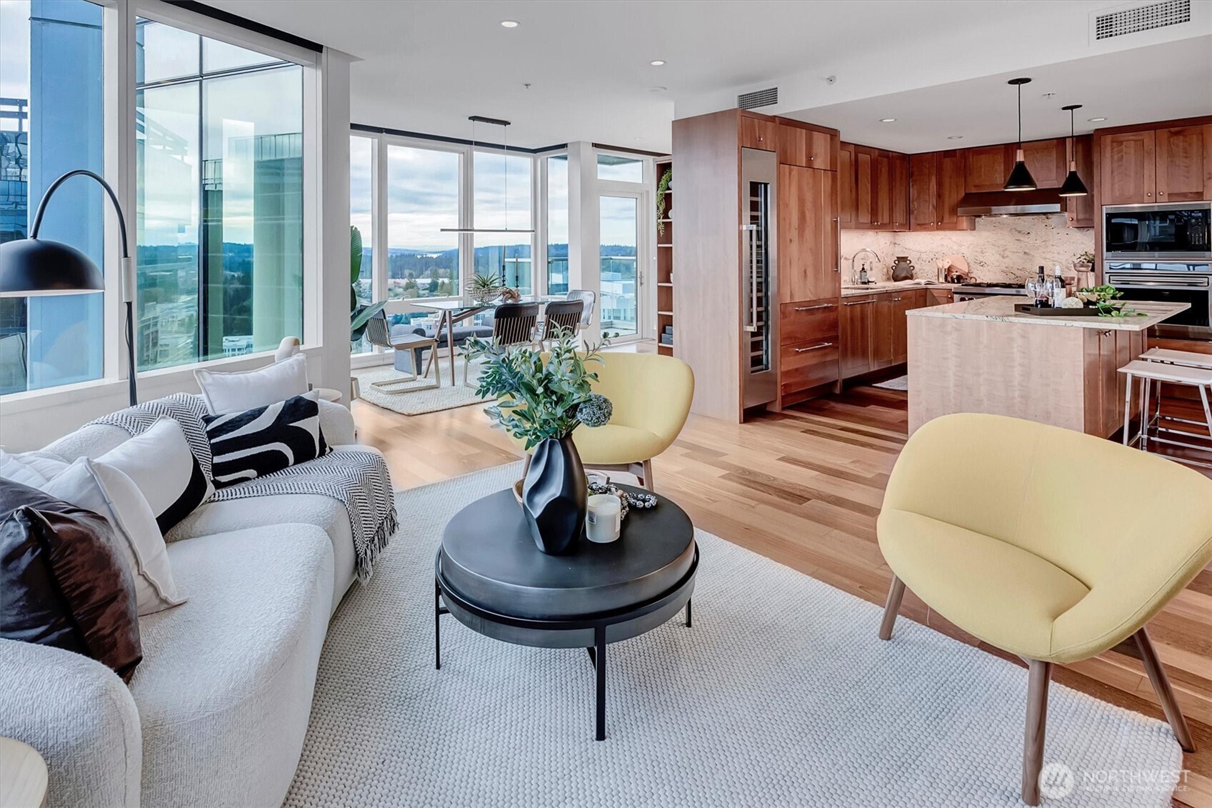 10700 NE 4th Street Unit: 2712