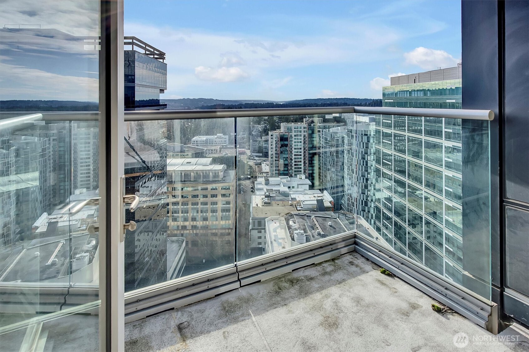 10700 NE 4th Street Unit: 2712
