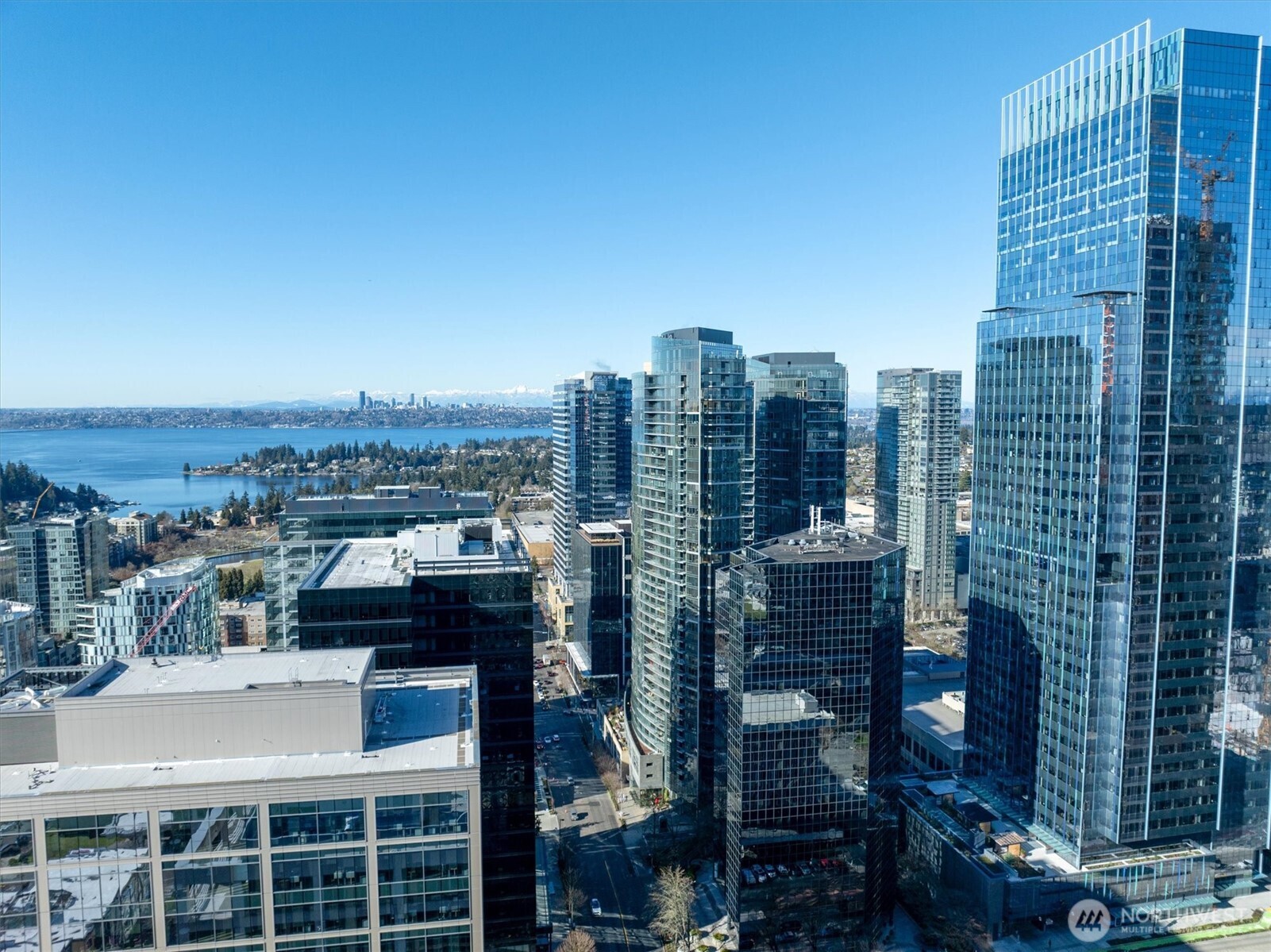 10700 NE 4th Street Unit: 2712