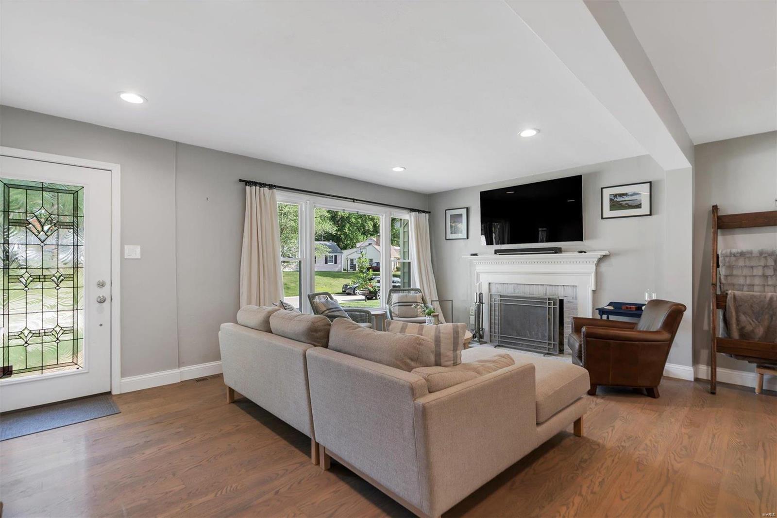 951 Woodgate Drive