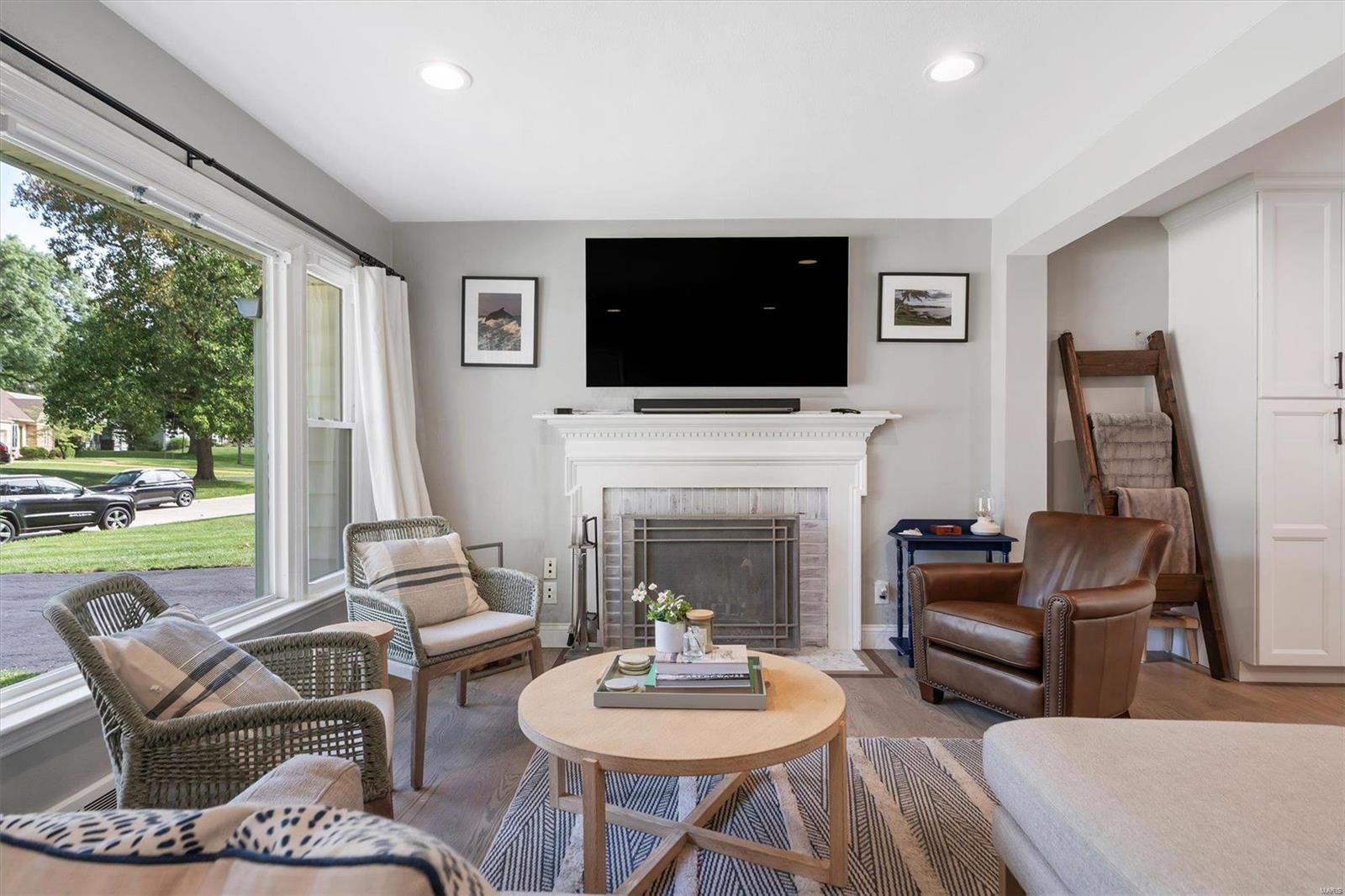 951 Woodgate Drive