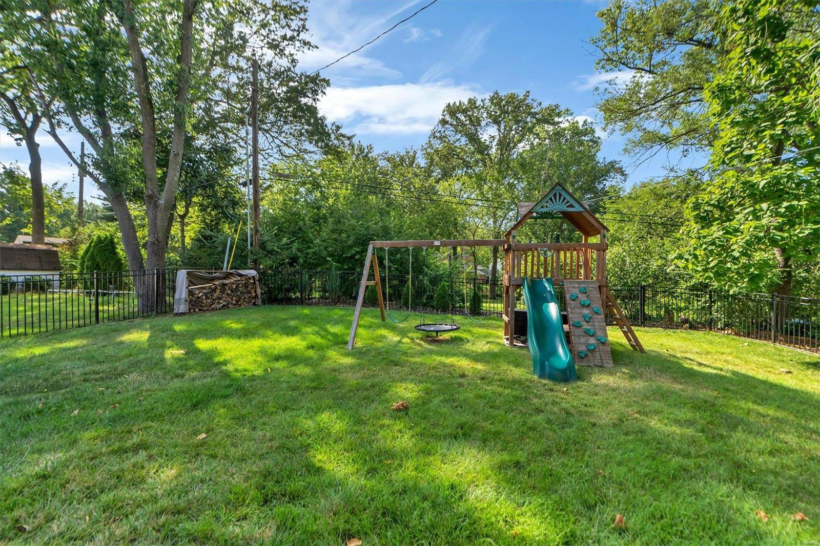 951 Woodgate Drive