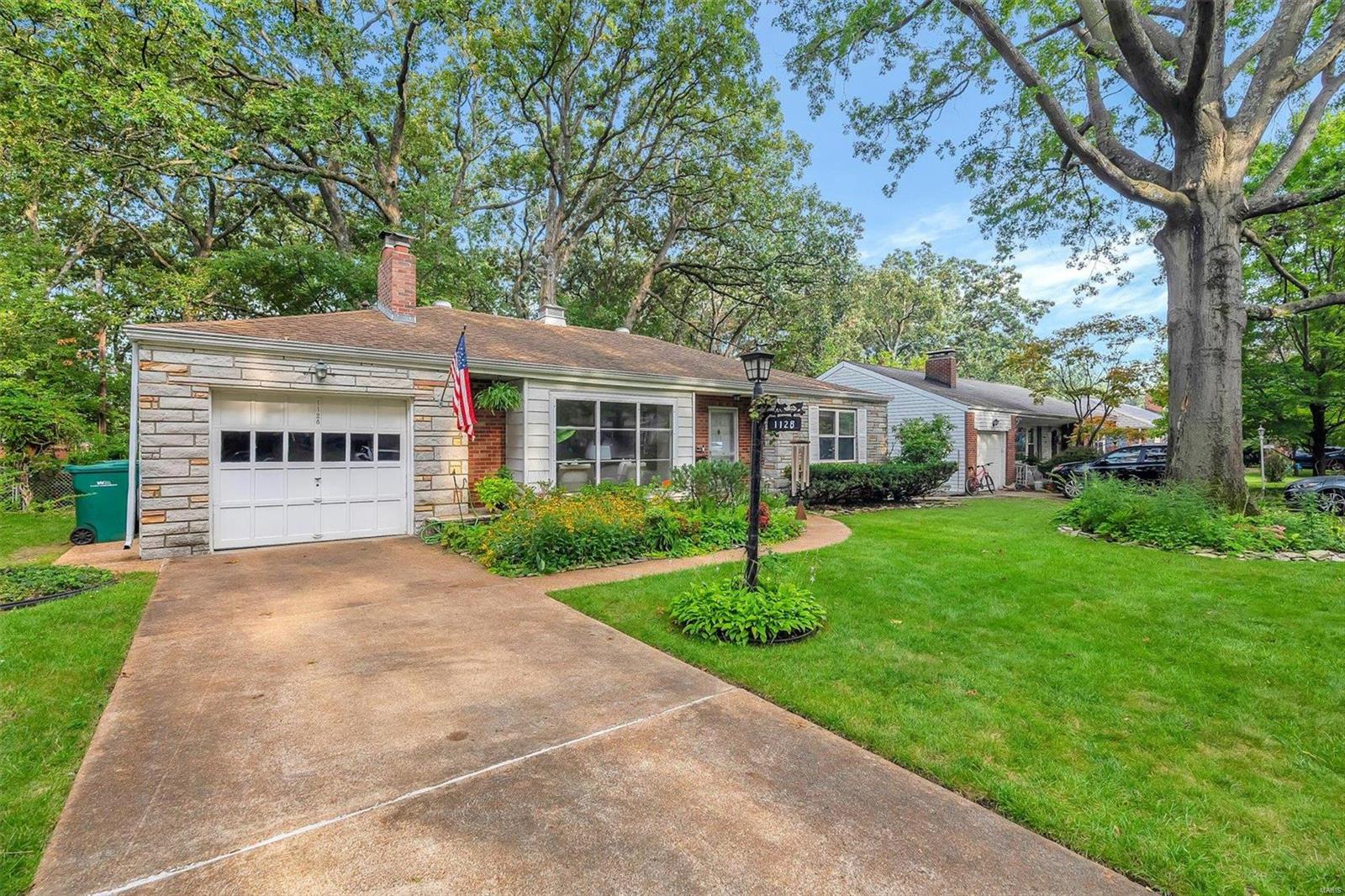 1128 Eastbrook Lane