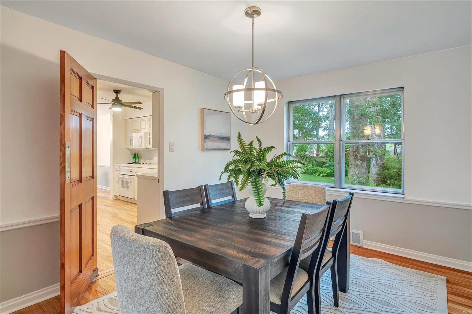 1128 Eastbrook Lane