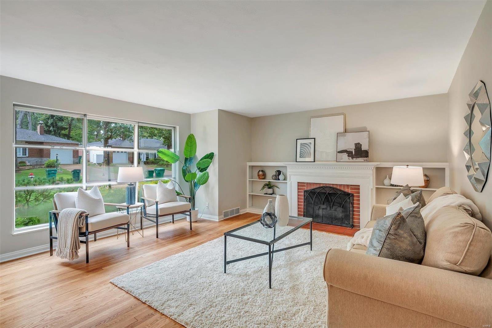 1128 Eastbrook Lane