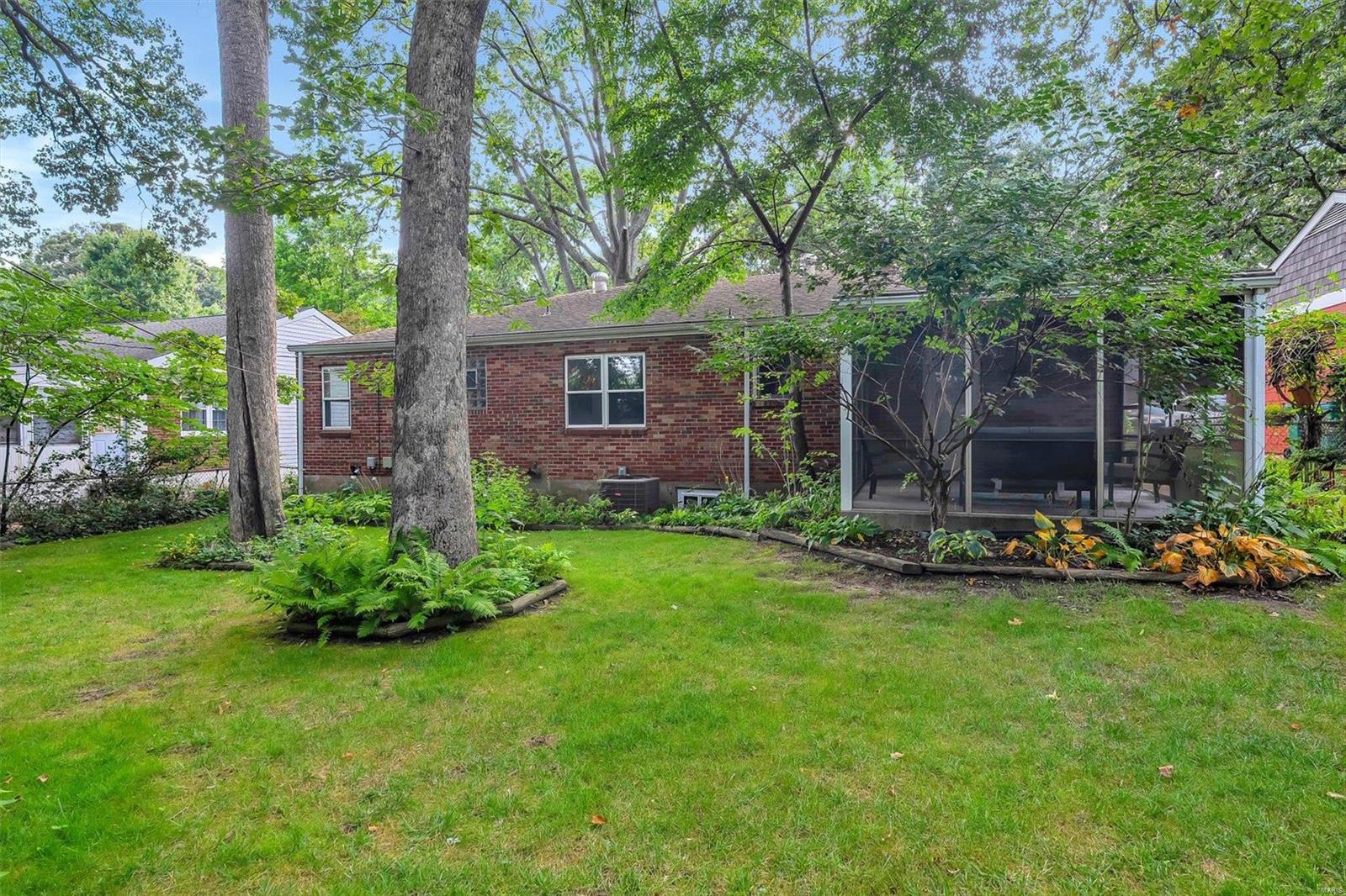1128 Eastbrook Lane