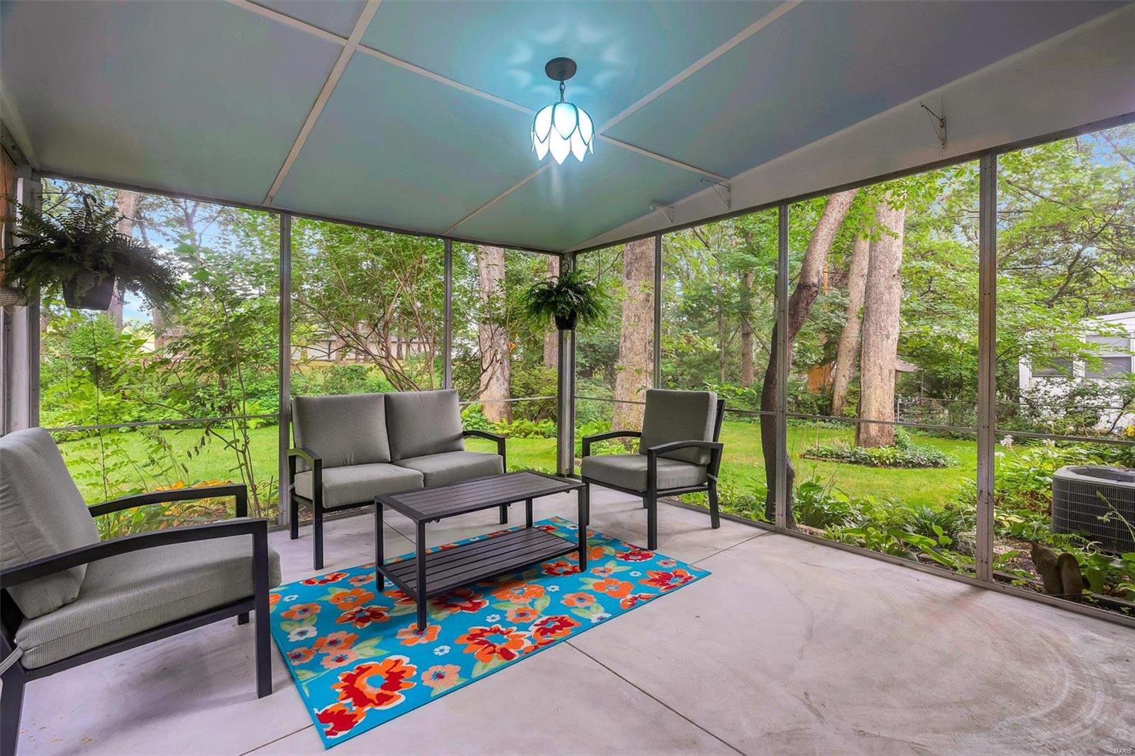 1128 Eastbrook Lane