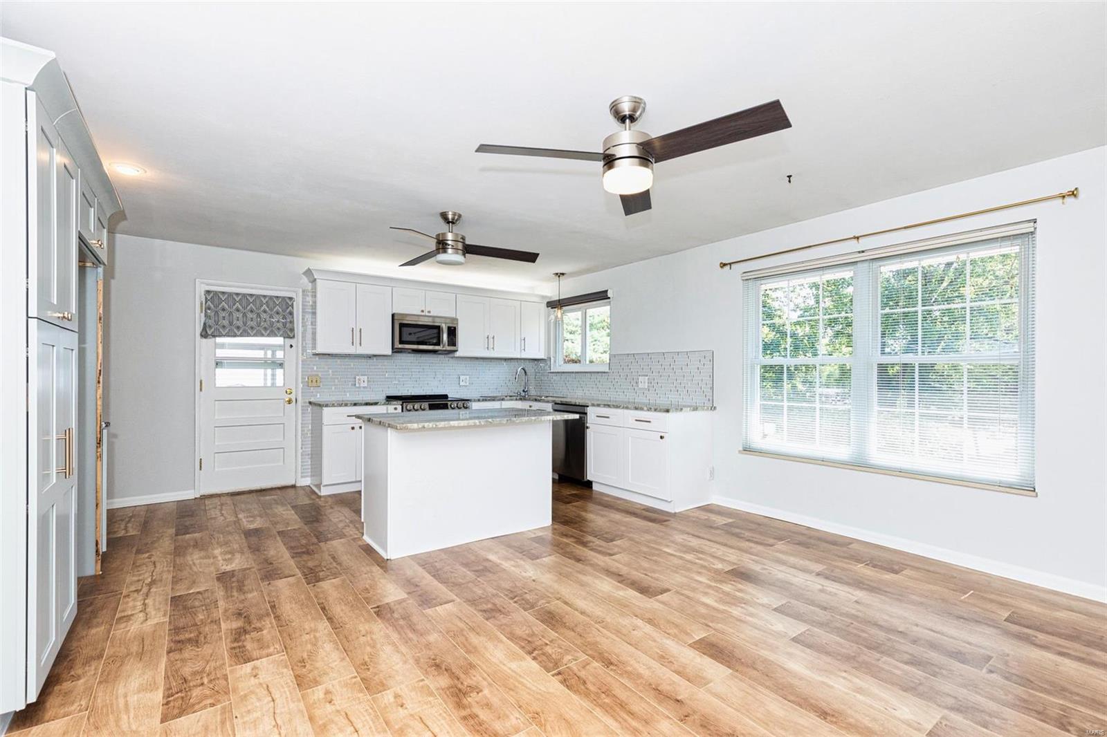 5904 Apple Valley Drive