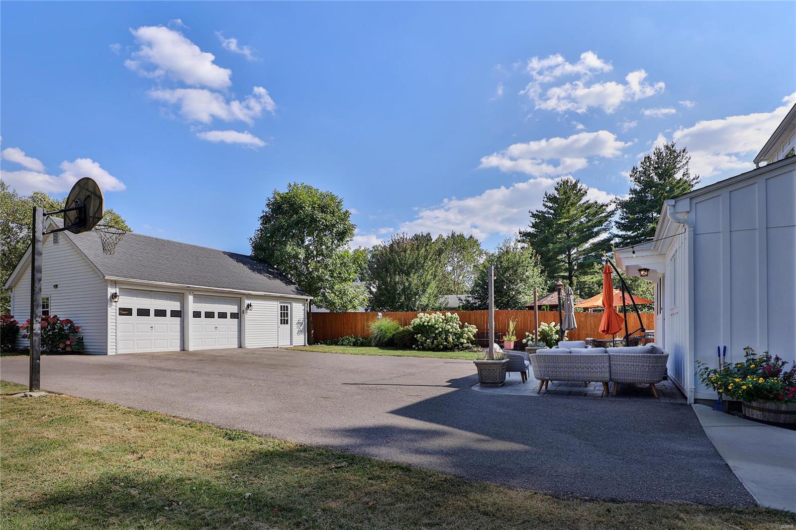 830 North Sappington Road