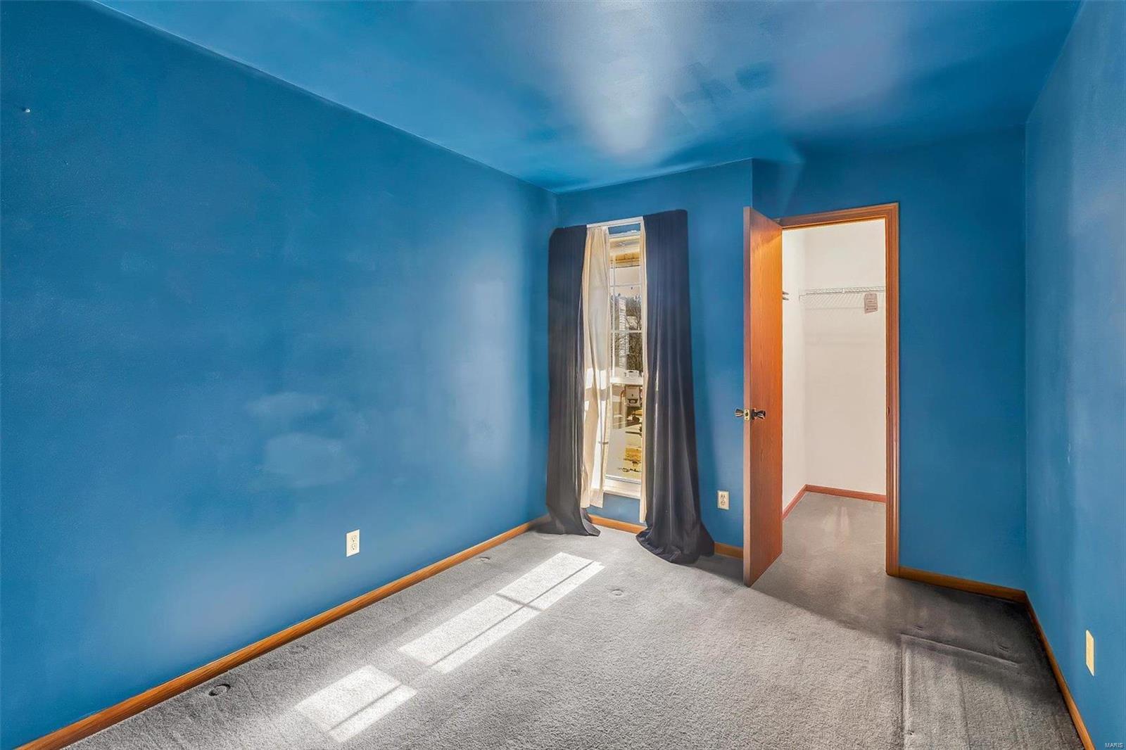 3033 Oakstowne Place