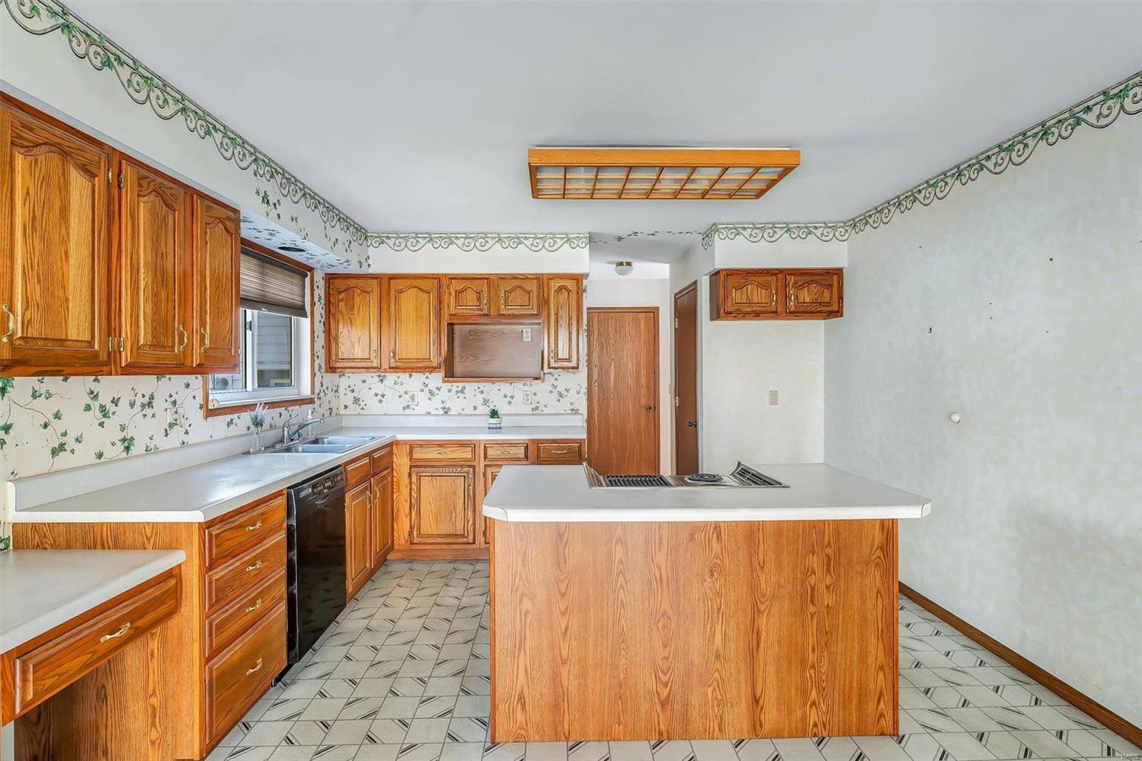 3033 Oakstowne Place