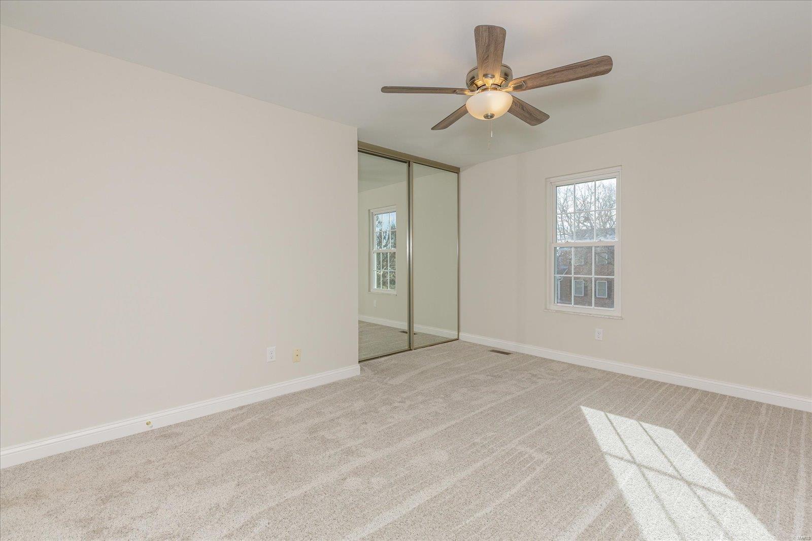 32 Colonade Court