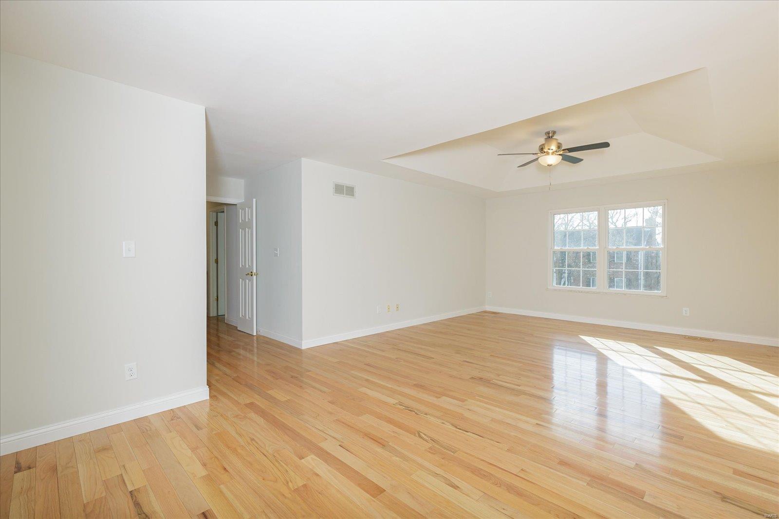 32 Colonade Court