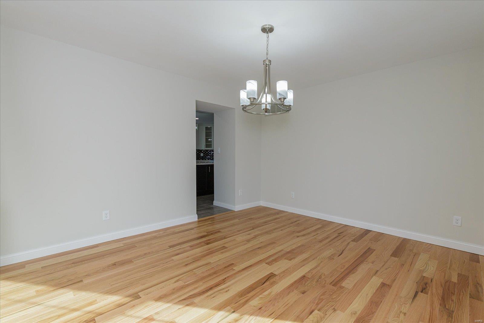 32 Colonade Court