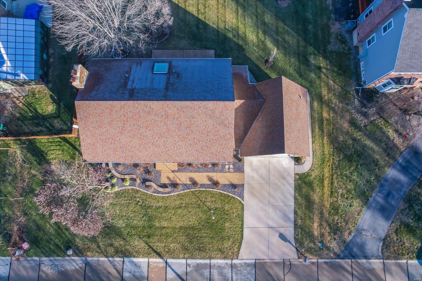 32 Colonade Court