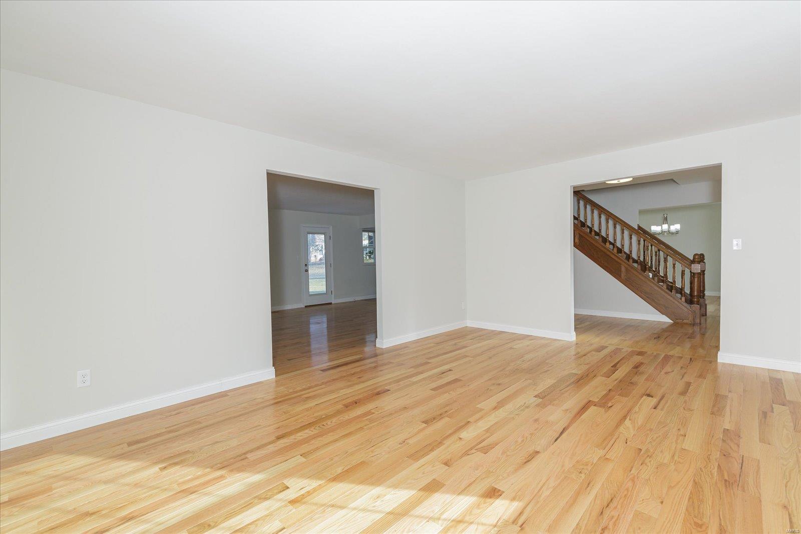 32 Colonade Court
