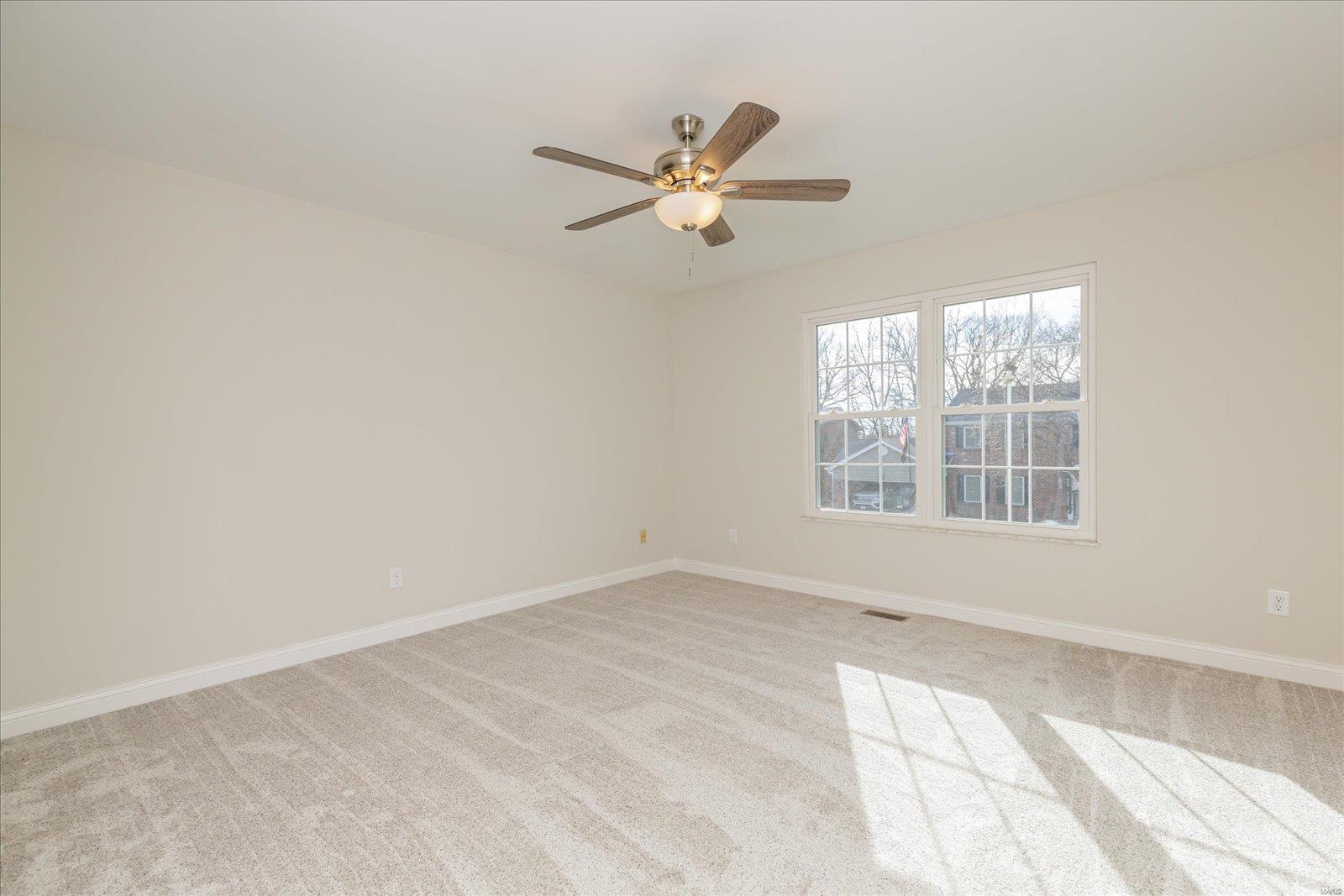 32 Colonade Court