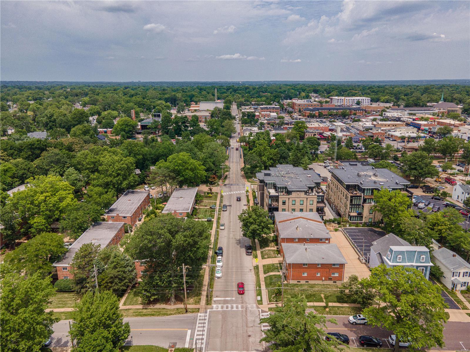 205 Monclay Court Unit: 1E