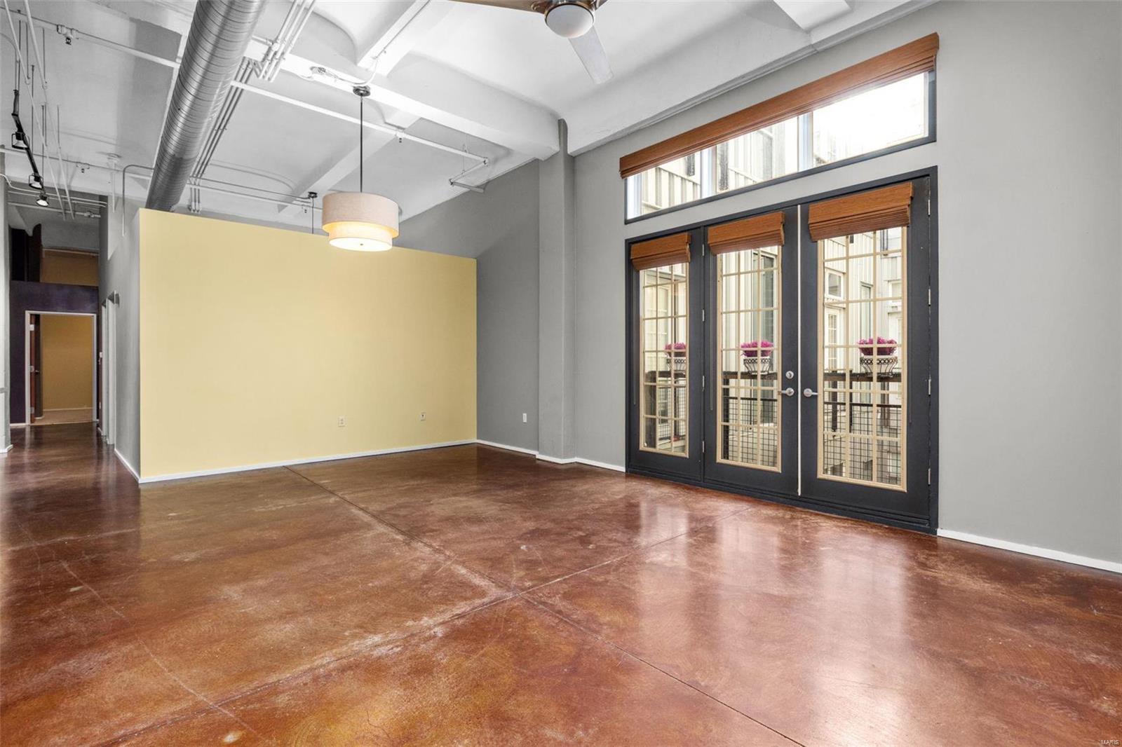 1136 Washington Avenue Unit: 710