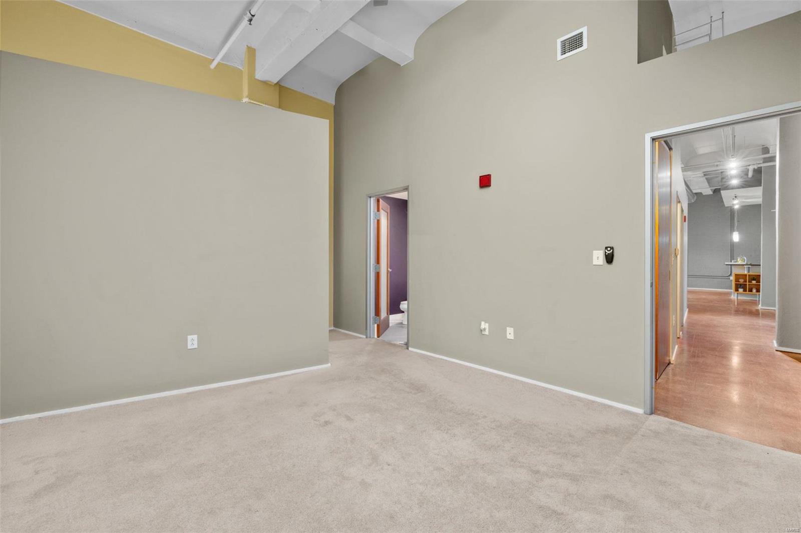 1136 Washington Avenue Unit: 710