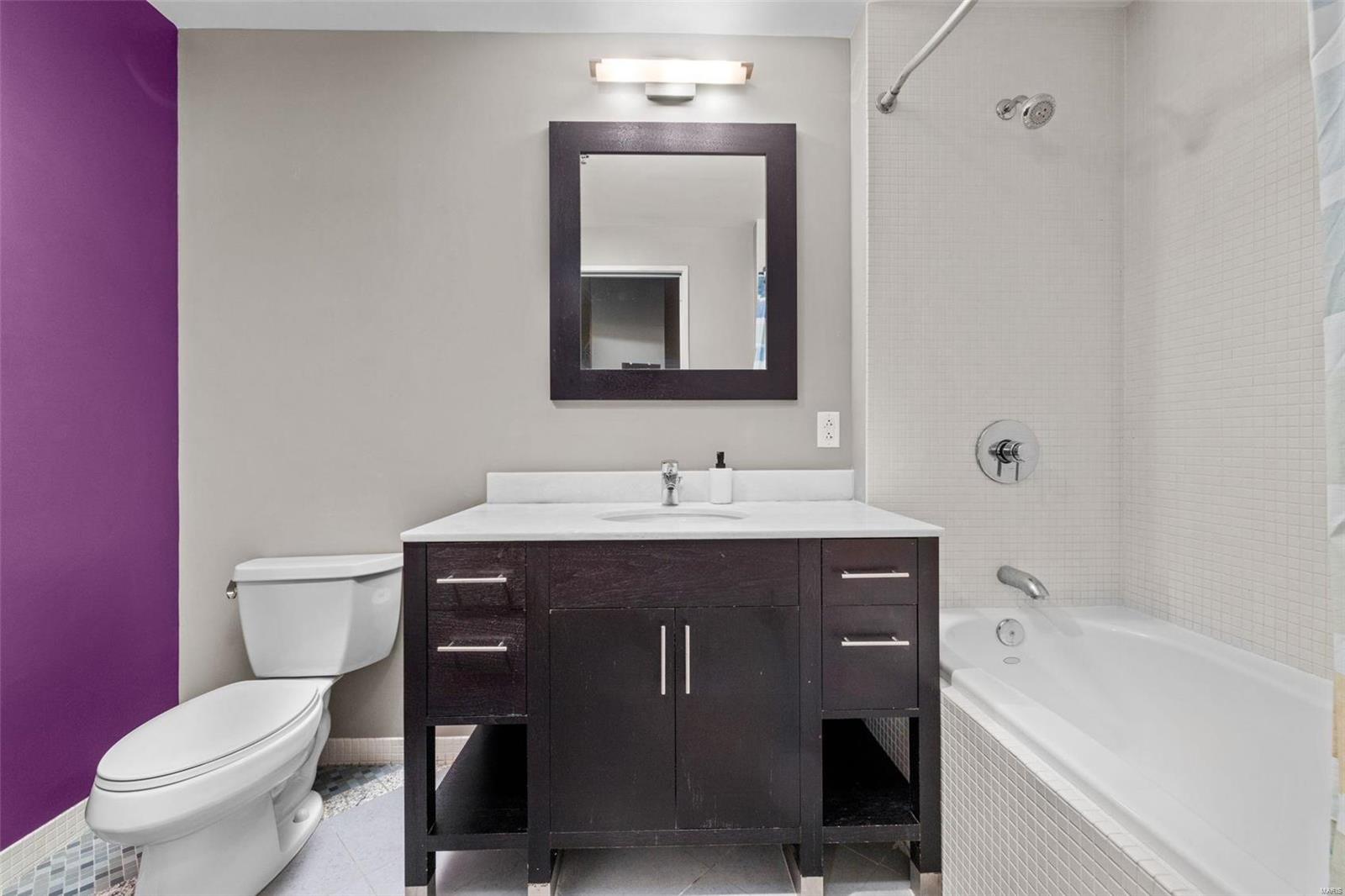 1136 Washington Avenue Unit: 710