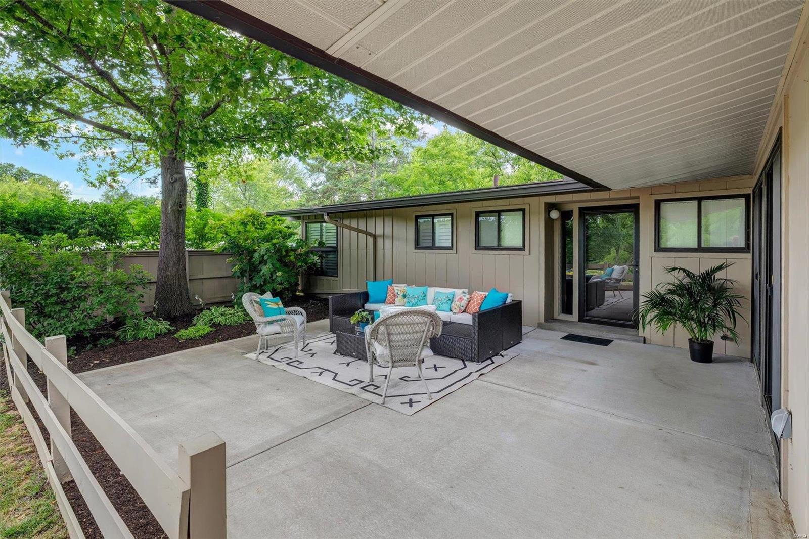 253 Horseshoe Drive