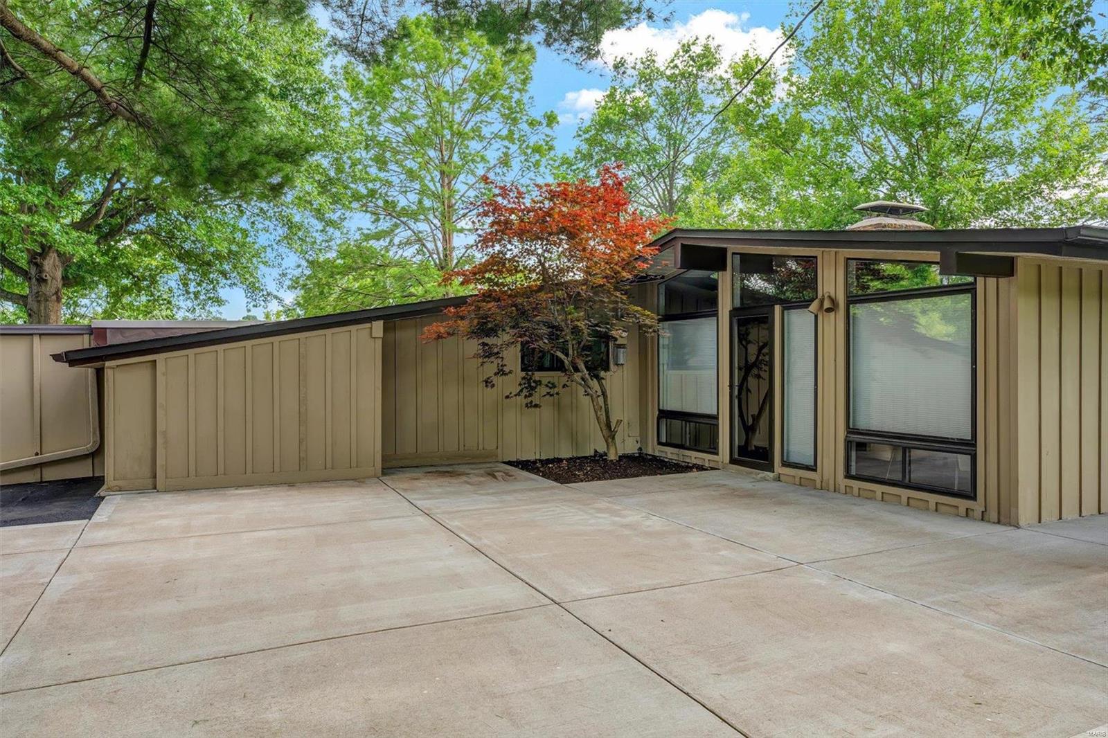 253 Horseshoe Drive