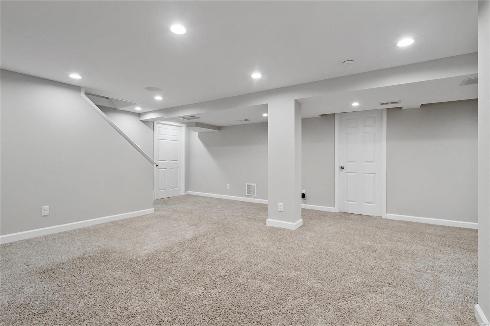 1223 Eastbrook Lane