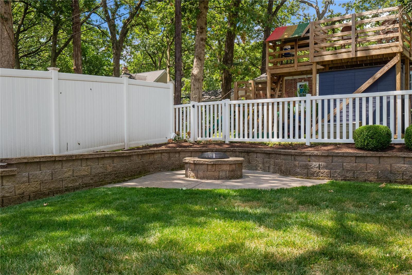 1223 Eastbrook Lane