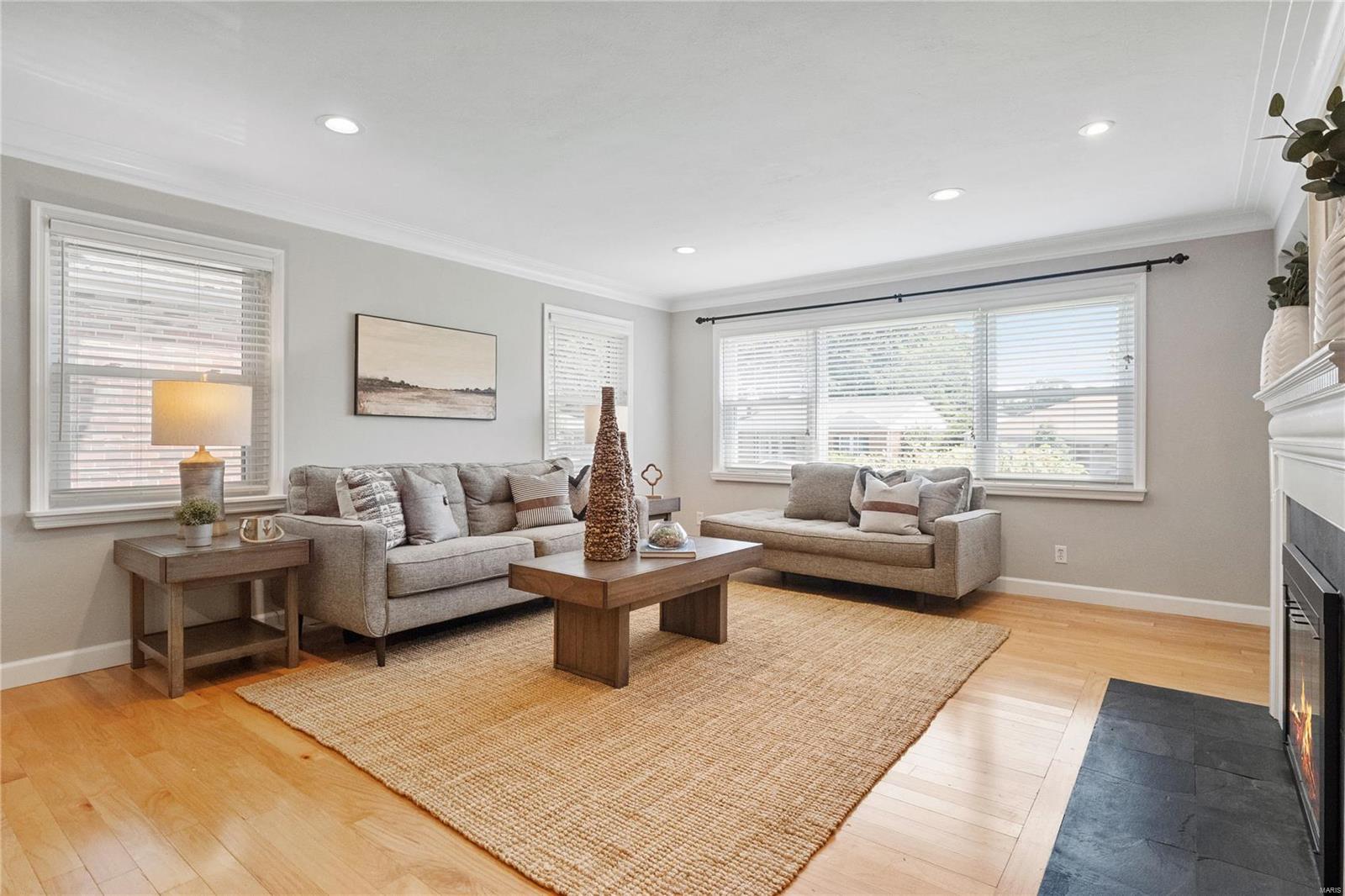 1223 Eastbrook Lane