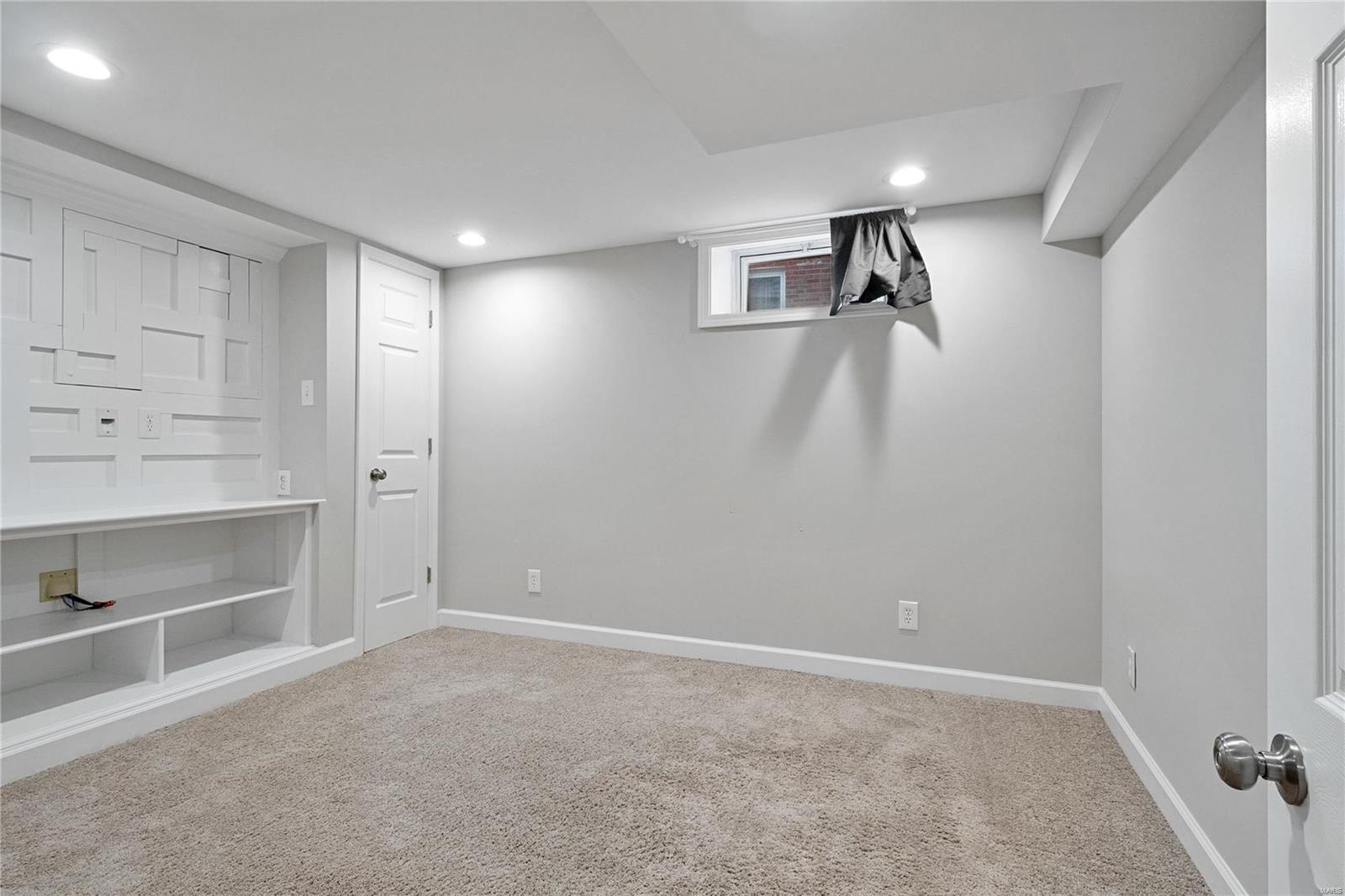 1223 Eastbrook Lane