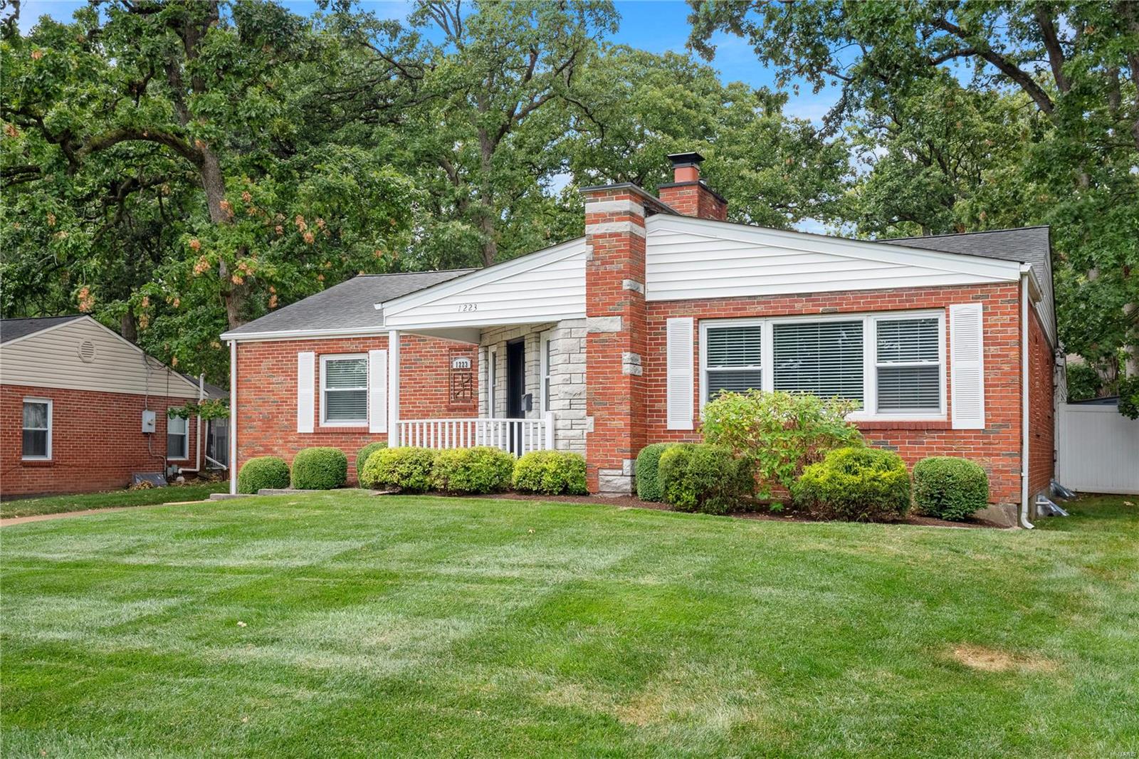 1223 Eastbrook Lane
