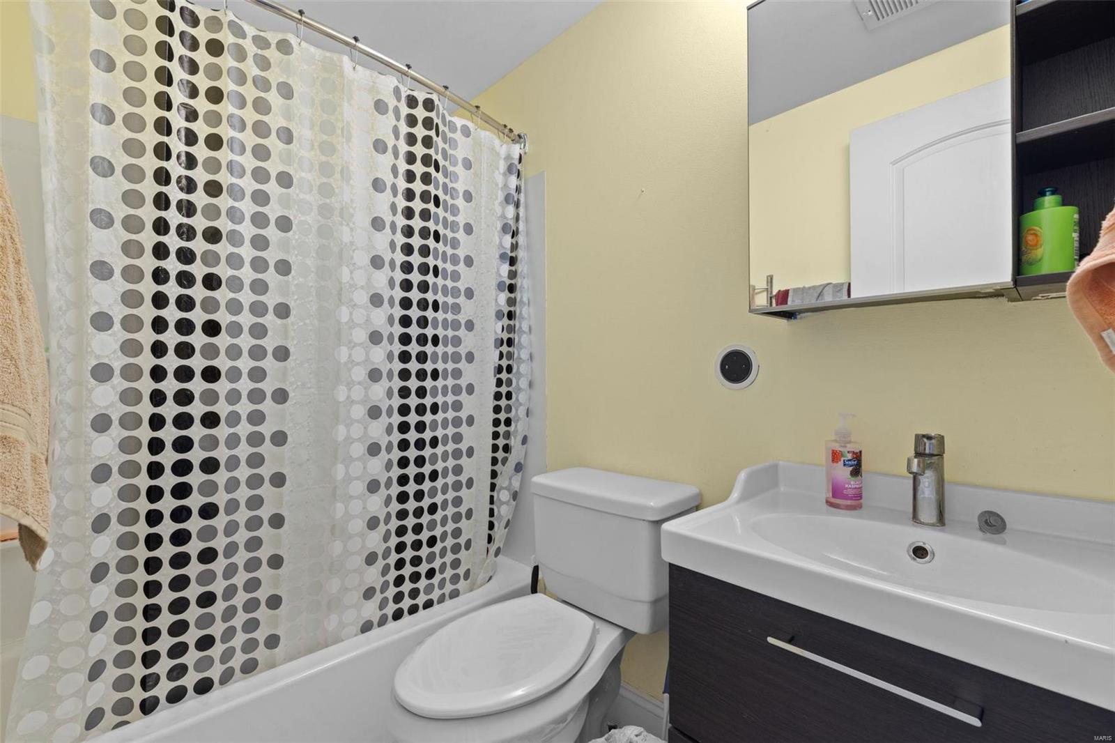 314 Clara Avenue Unit: 31N