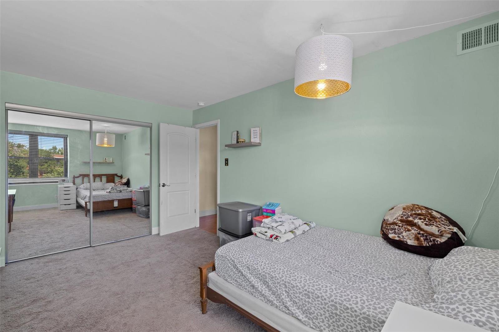 314 Clara Avenue Unit: 31N