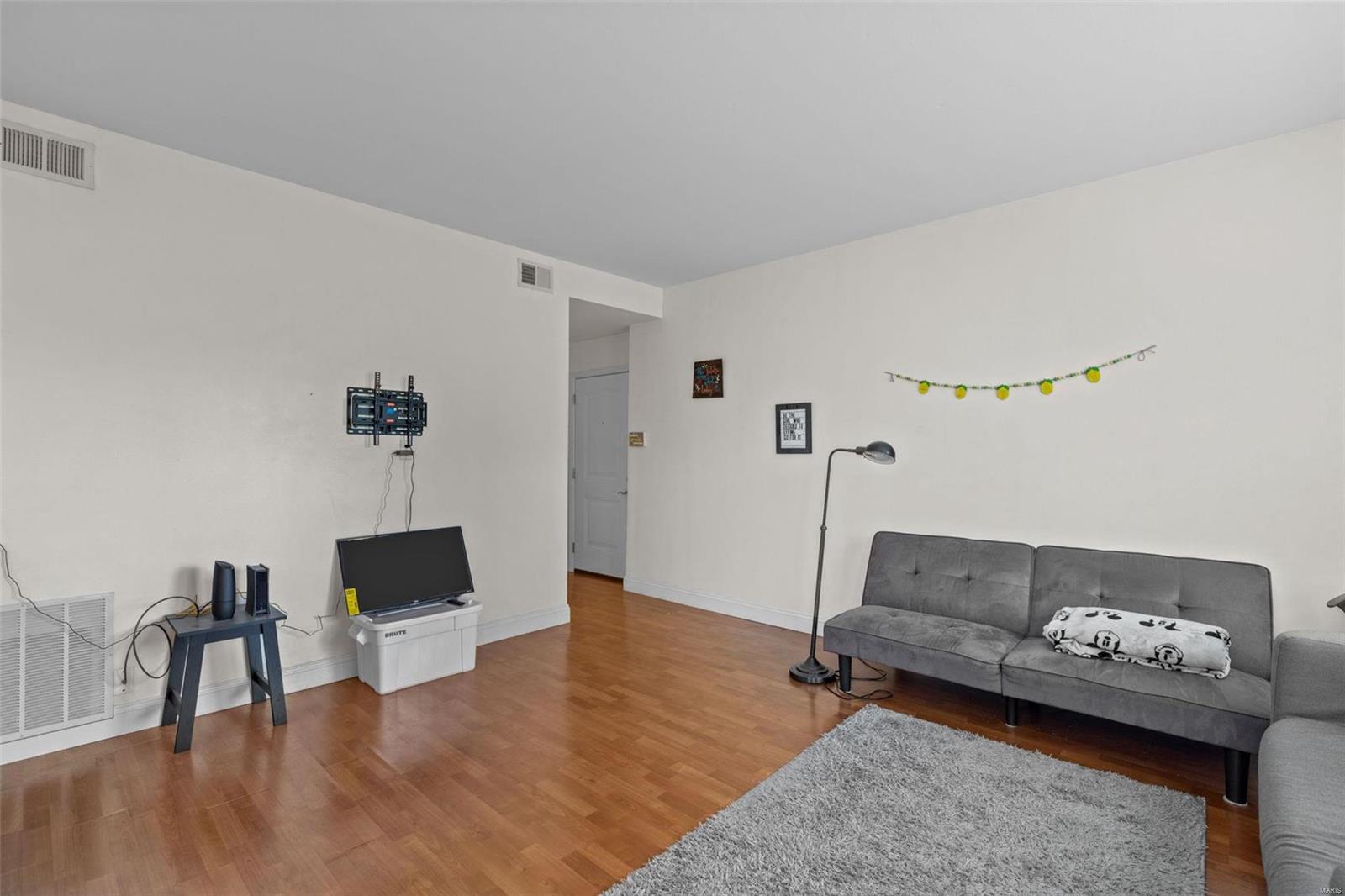 314 Clara Avenue Unit: 31N