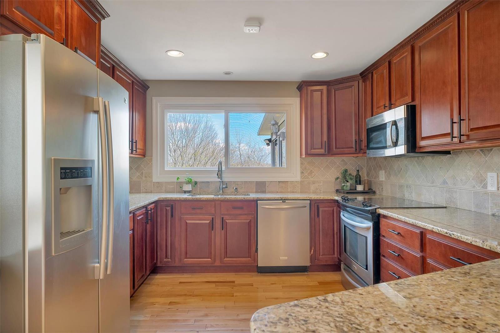 5528 Rolling Meadows Court