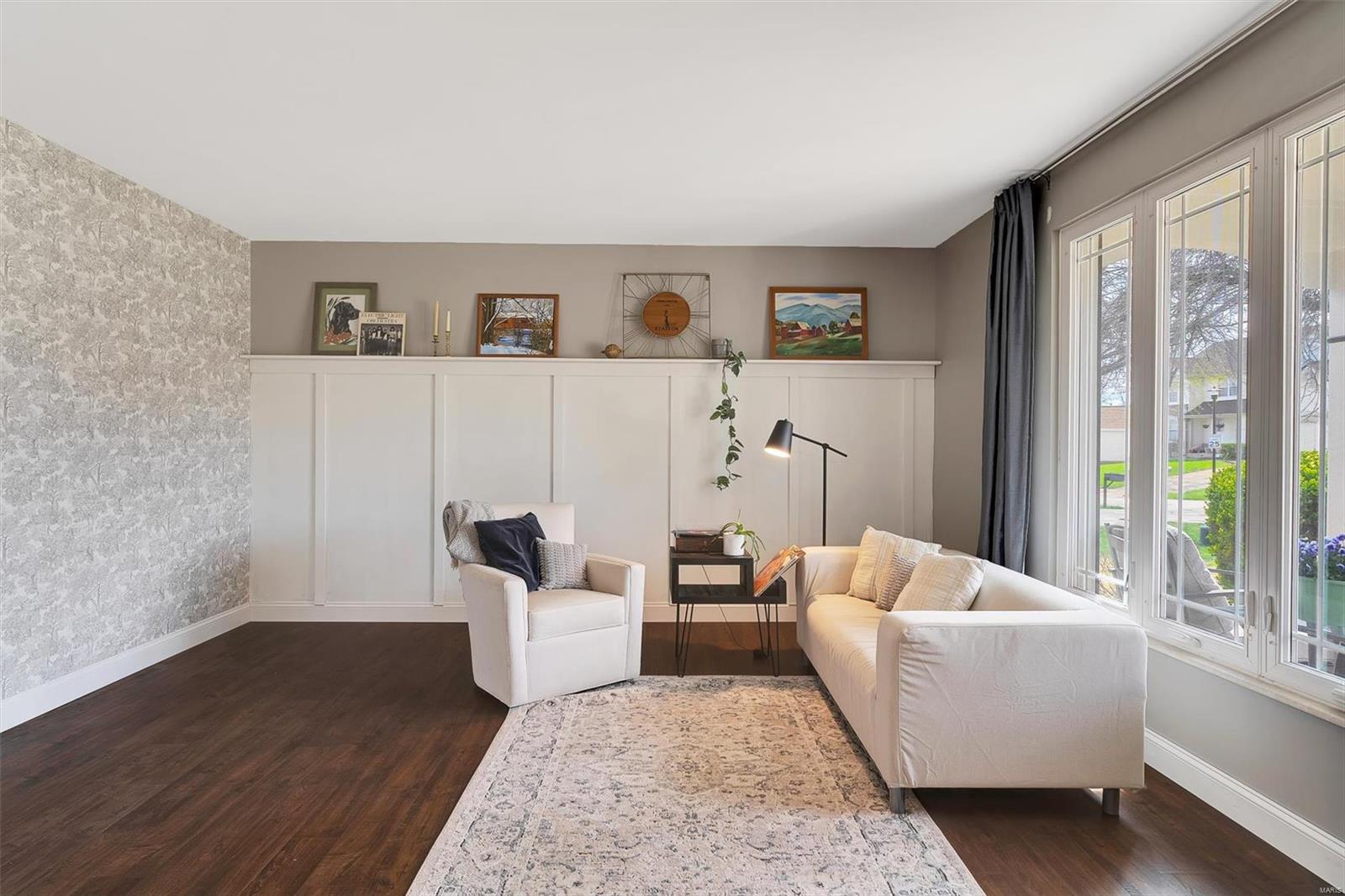 5528 Rolling Meadows Court