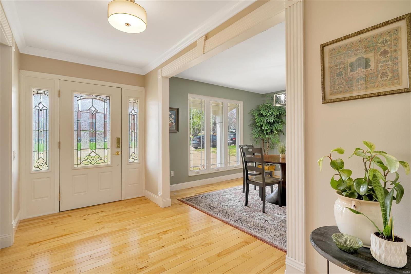 5528 Rolling Meadows Court