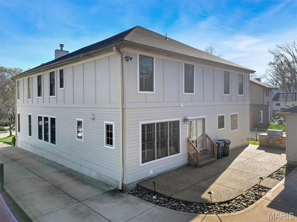 529 E Jefferson Avenue