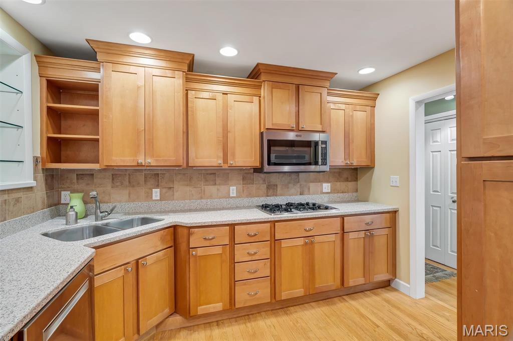 537 Villa Gardens Drive