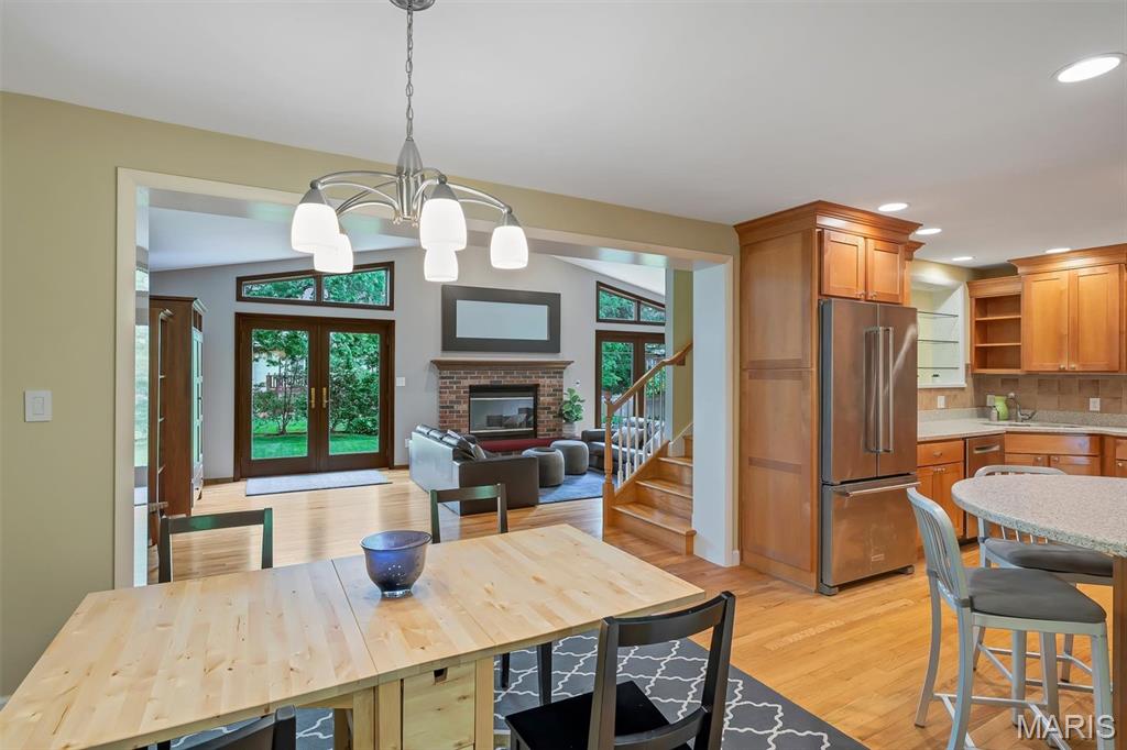 537 Villa Gardens Drive