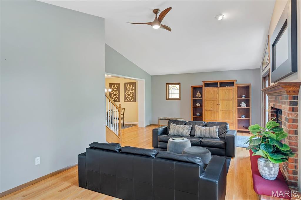 537 Villa Gardens Drive