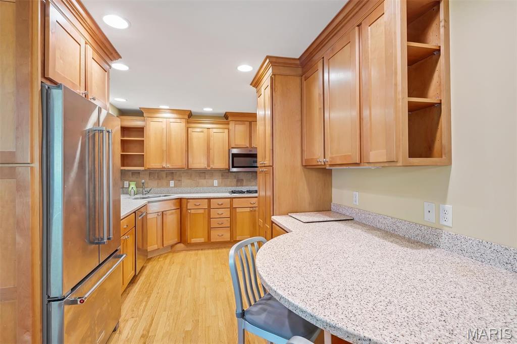 537 Villa Gardens Drive