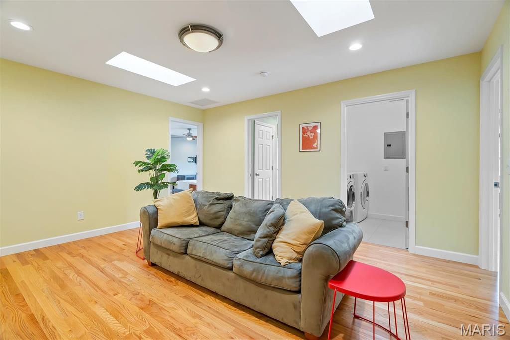 537 Villa Gardens Drive