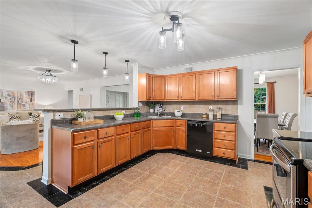 7208 Briarview Drive