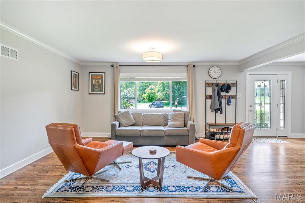710 Villa Place Court