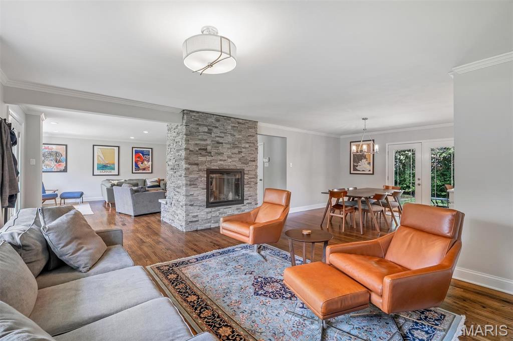 710 Villa Place Court