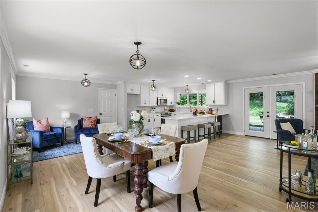 2 Treewood Court