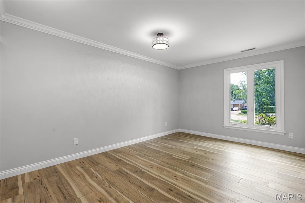 2 Treewood Court