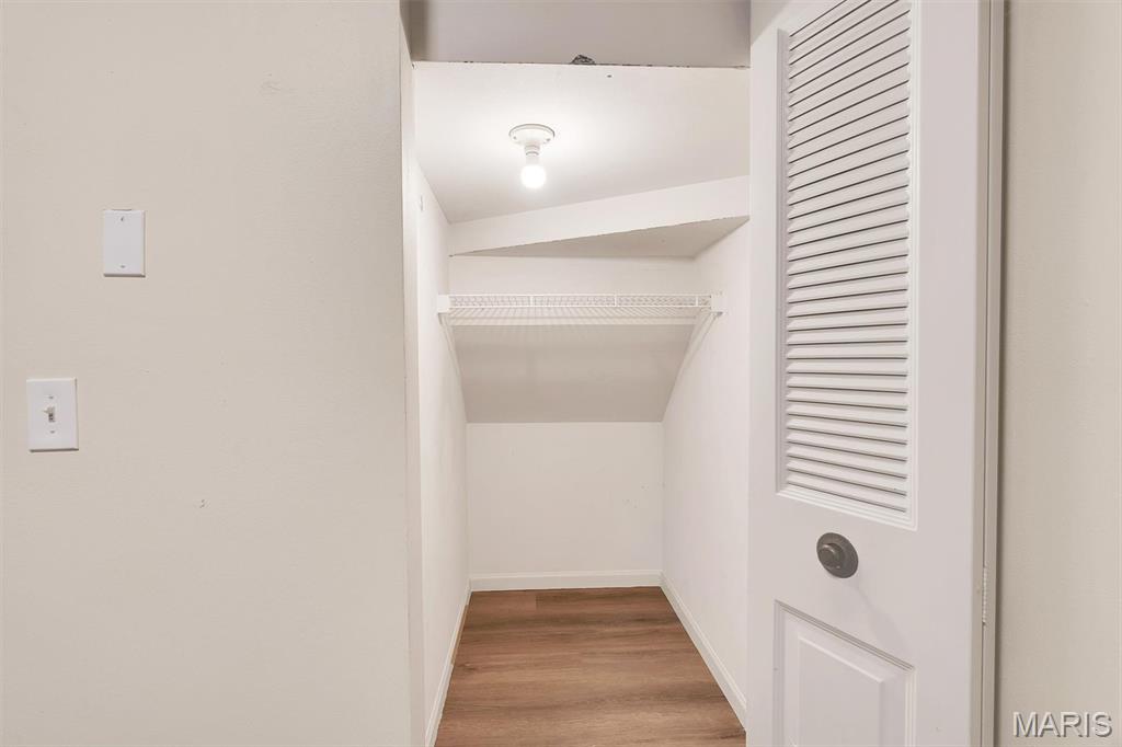 1512 Oriole Lane